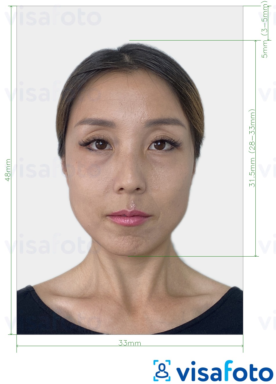 Voorbeeld van foto voor China Paspoort 33x48 mm lichtgrijze achtergrond met exacte maatspecificatie