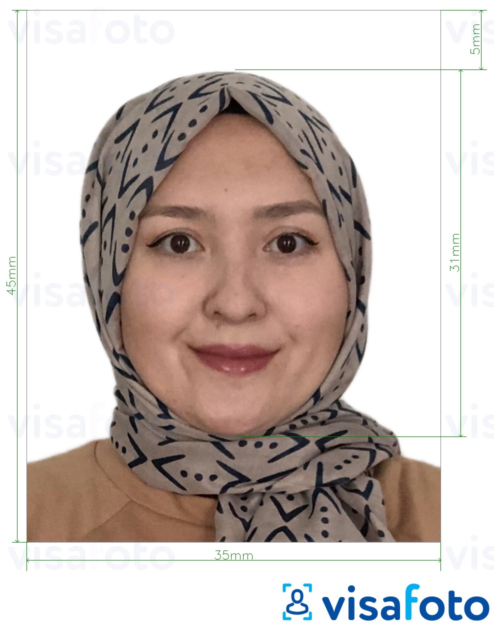 Voorbeeld van foto voor Maleisië Visa 35x45 mm witte achtergrond met witte visum 35x45 mm met exacte maatspecificatie